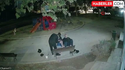 'Rahatsız etme hakkı yok" deyip, taşla güvenlik kamerasını kırdı