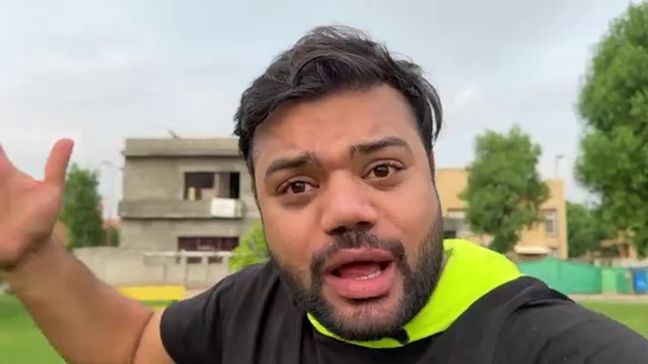Ducky bhai new vlog aroob saying yes to me