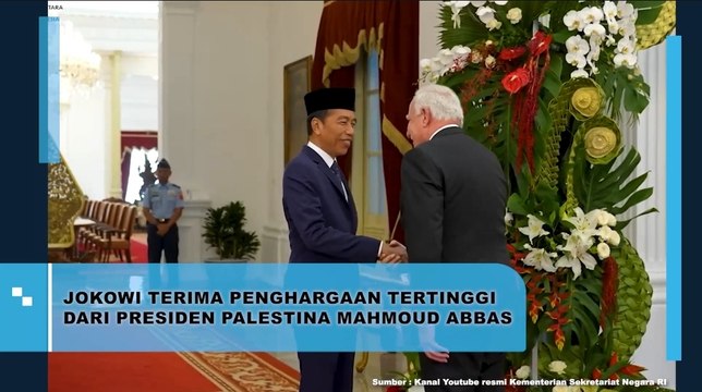 Jokowi Terima Penghargaan Tertinggi dari Presiden Palestina Mahmoud Abbas
