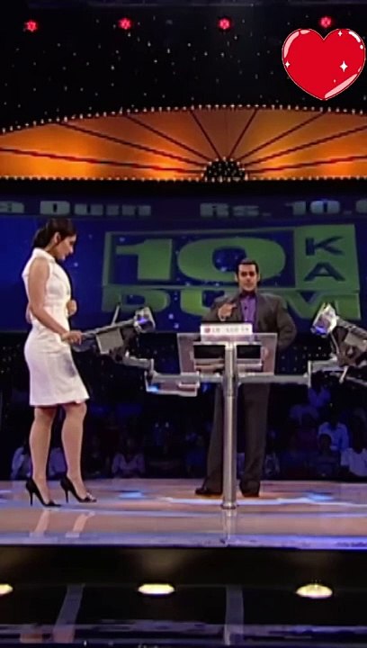 Salman khan with Kareena and Karishma in 10 ka dum