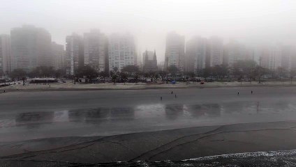 Neblina paralisa travessia de balsas no litoral de SP e navegações são suspensas no Porto de Santos nesta quarta-feira