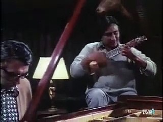 Argentinísima II (1973), de Fernando Ayala y Héctor Olivera | Ariel Ramírez y Jaime Torres interpretan "Nacimiento del charango"