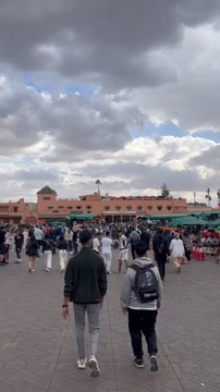 L’EFFERVESCENCE de la Place Jemaa El-Fna à Marrakech