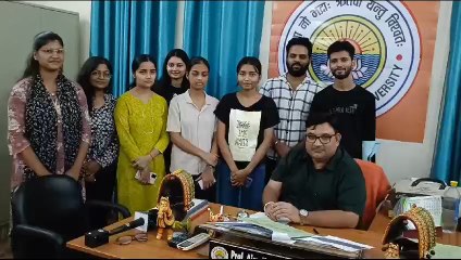 छात्र छात्राओं ने बताया क्या है उनके जीवन में शिक्षक का महत्व,गुरु को बताया भगवान से भी बड़ा