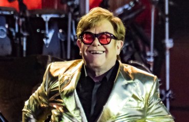 Elton John perde vista da un occhio dopo infezione