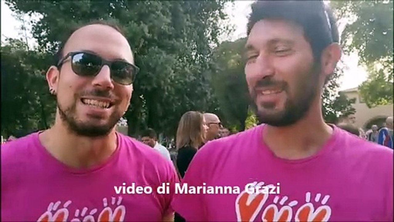 "Io sono un pap?, lui un babbo. Qui a Lucca il nostro primo Pride da genitori"