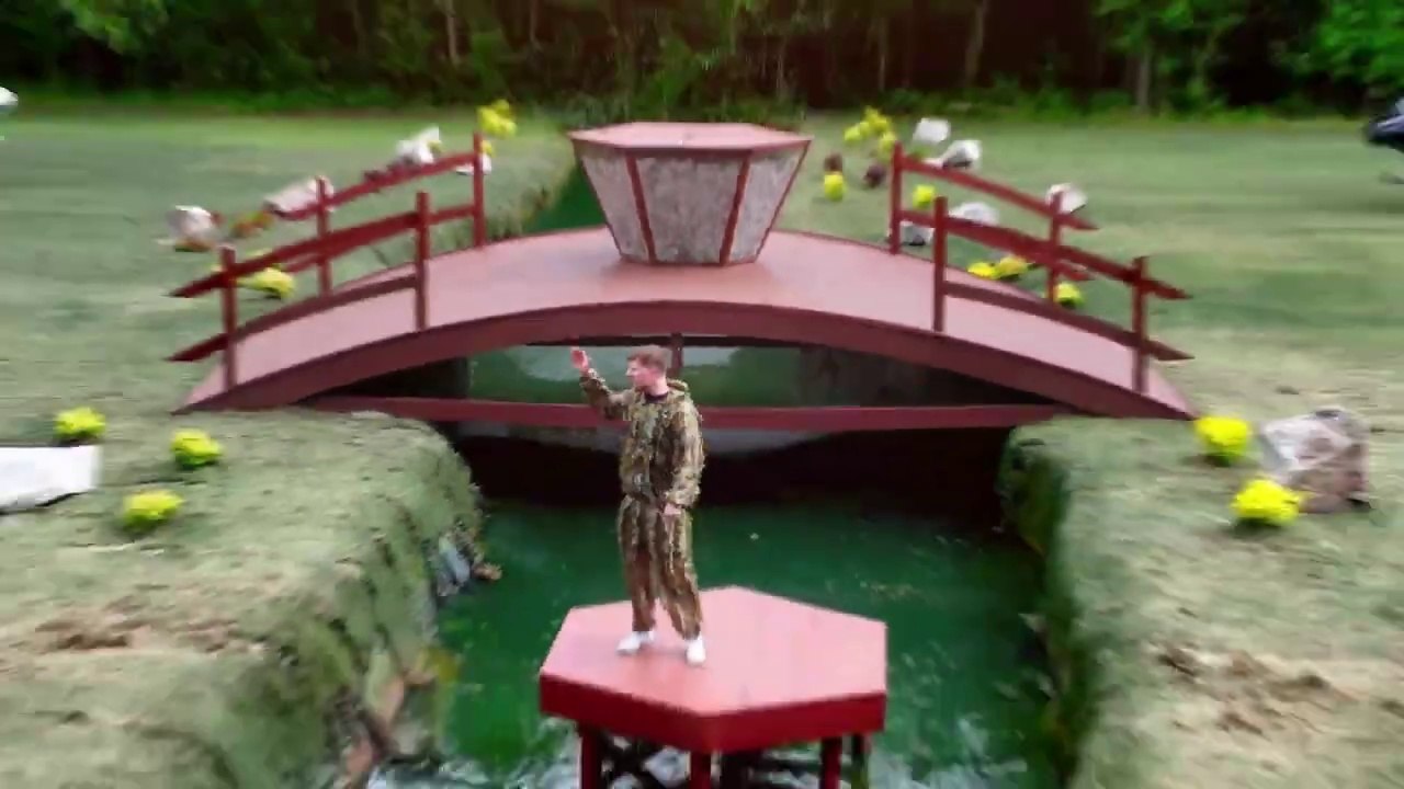 Men Vs Women Survive The Wilderness For $500,000 | Who Wins ?