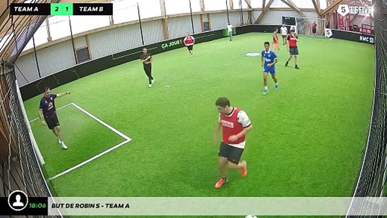But de Robin S - Team A