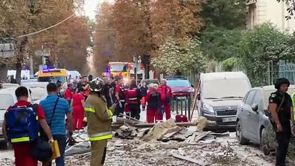 Novos bombardeios russos na Ucrânia após o massacre de Poltava