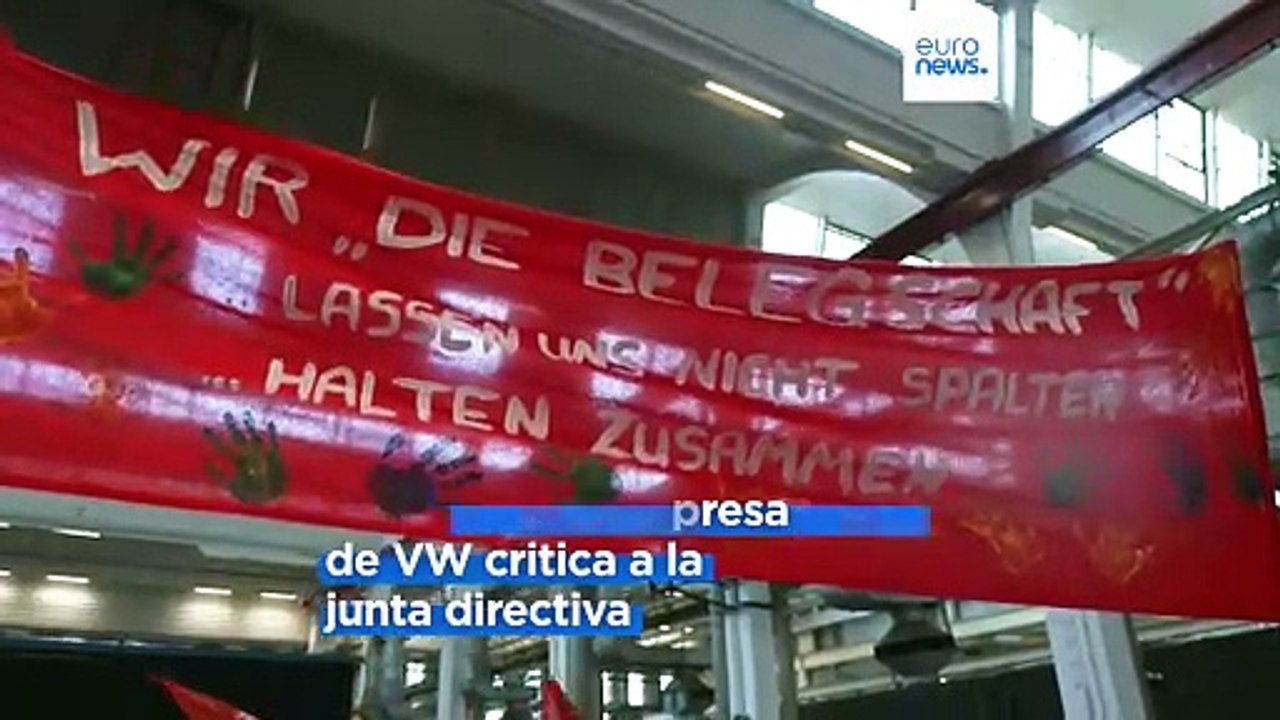 Los trabajadores de Volkswagen arremeten contra la dirección ante el posible cierre de plantas