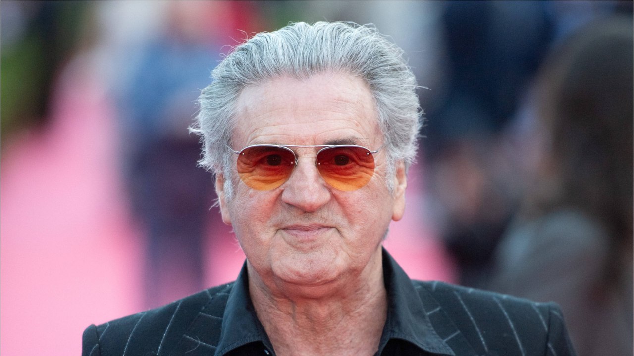 GALA VIDEO - Daniel Auteuil déstabilisé par ses filles Nelly et Aurore : ses adorables confidences