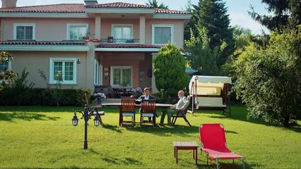 32. Hayat, Amor Sin Palabras (Ask Laftan Anlamaz), en español