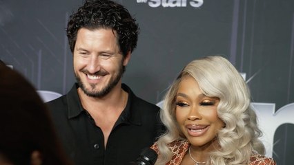 Phaedra Parks on the Advice Val Chmerkovskiy Gave Her Before 'DWTS': "Be Yourself and Enjoy It" | THR Video