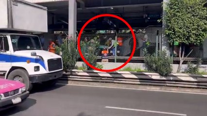 Download Video: Metro CDMX: Hombre se arroja a las vías en estación San Antonio Abad de la Línea 2 pierde la vida