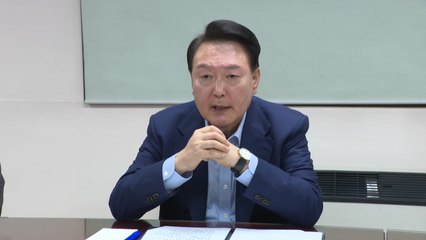 윤 대통령, 심야 응급실 방문..."필수의료 최대한 지원" / YTN