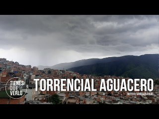 Torrencial aguacero desbordó la quebrada El Limón a la altura de la carretera Caracas–La Guaira