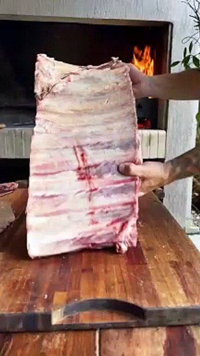 Huge ribs