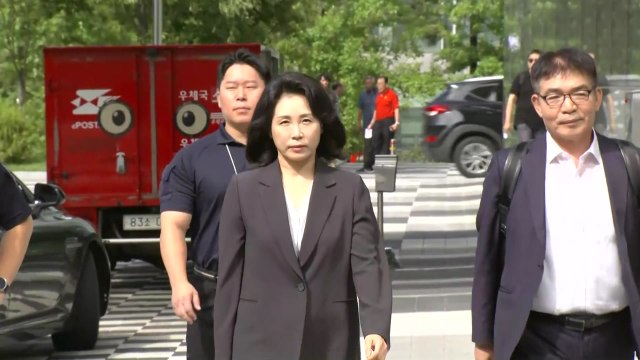 '법인카드 유용 의혹' 김혜경, 검찰 출석 / YTN