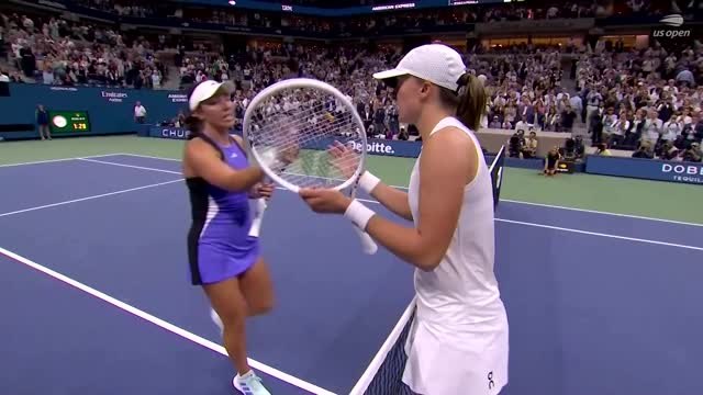 Pegula stuns Swiatek in straight sets at US Open​