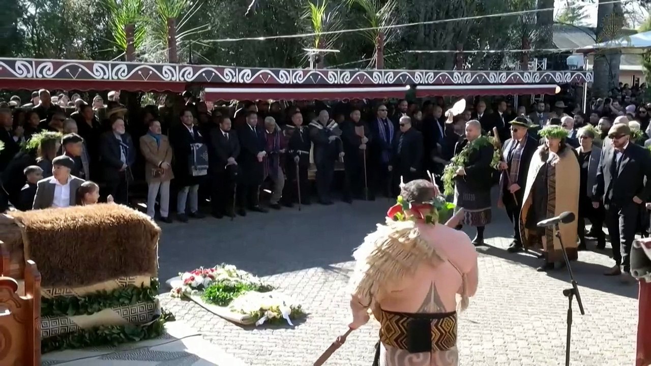 New Zealand's Maori anoint new queen as her father is buried