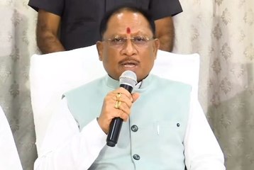 CG Politics: CM साय ने कहा – कांग्रेस सरकार ने 18 लाख पीएम आवास रोक दिया , देखें Video...