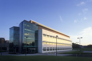 THE Awards - Ulster University