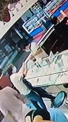 Suspect in B250,000 diamond necklace theft nabbed at airport