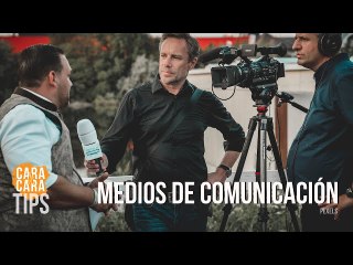 ¿A través de cuáles medios de comunicación se informan los colombianos?