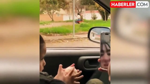 Yanında bebeği ile karısının onu aldattığı anlara tanıklık etti