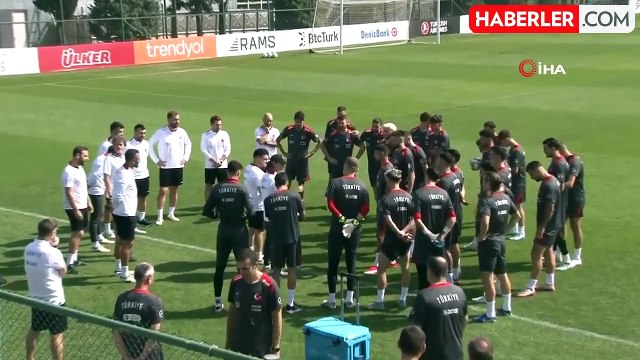 A Milli Futbol Takımı, Galler maçı hazırlıklarına devam etti