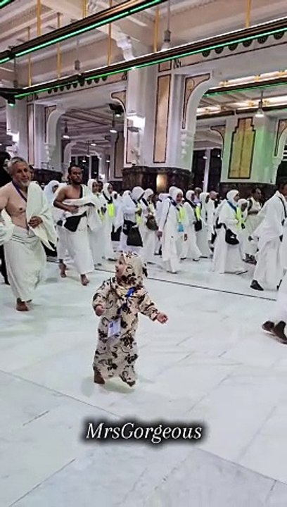 Beautiful babies in Makkah