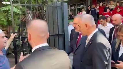 Bakan Fidan'a yaşlı amcadan gülümseten soru: "Tayyip abi nasıl?"