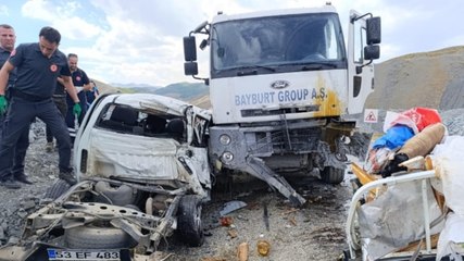 Erzurum'da feci kaza: Üç kişi öldü