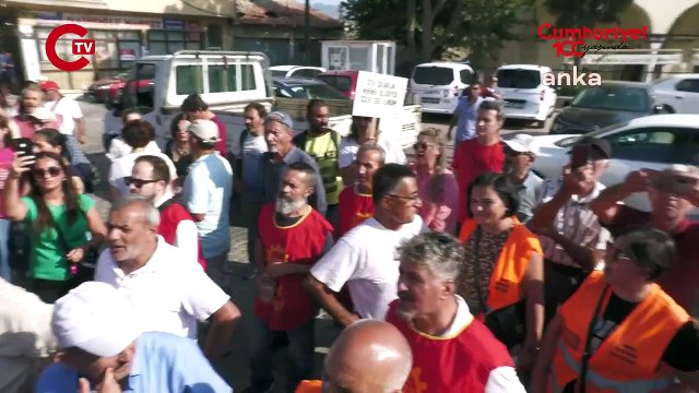 AKP'li belediyede işten çıkarılan işçilere biber gazlı müdahale