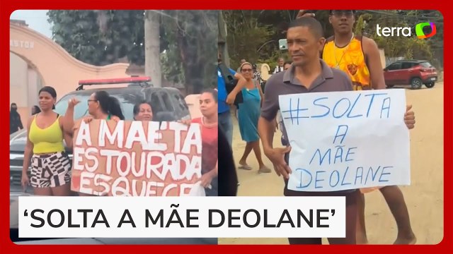 Fãs amanhecem com cartazes em apoio a Deolane Bezerra em frente a presídio: ‘Solta a mãe’