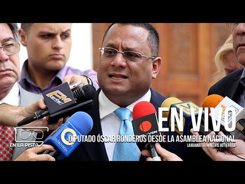 Diputado Óscar Ronderos ofrece declaraciones desde la Asamblea Nacional
