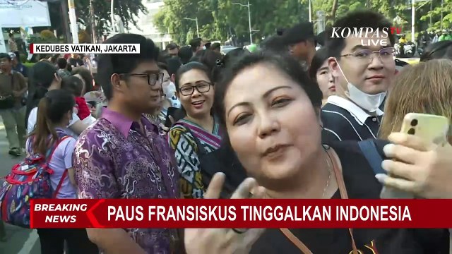 Potret Warga Penuhi Area Depan Kedubes Vatikan Jelang Paus Fransiskus Tinggalkan Indonesia