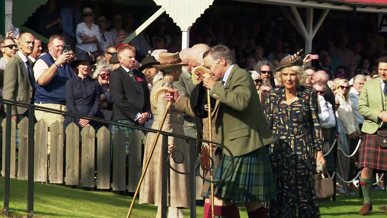 King and Queen enjoy Braemar Highland Games