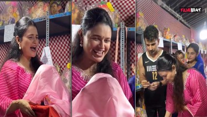 Pregnant Yuvika Chaudhary ने पति Prince Narula संग बप्पा का किया ऐसे स्वागत | FilmiBeat