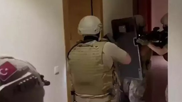 İstanbul’da organize suç örgütlerine yönelik operasyon: 23 şüpheli yakalandı