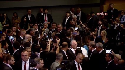 CHP'den yeni şarkı: "Özgürdür özeldir herkes bu evde. Yerelde iktidar sıra genelde..."