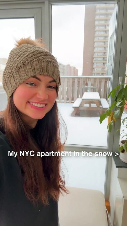 My NYC Apartment in a Snow Storm - YouTube