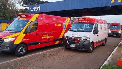 Colisão traseira entre carro e caminhão deixa cinco vítimas próximo ao posto da PRF em Cascavel