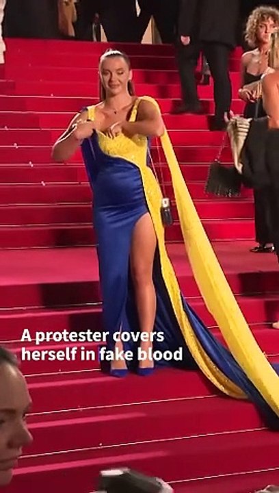 Protester Pours Fake Blood on HerSelf at Cannas Film Fastival Awards #ukrain #Russia