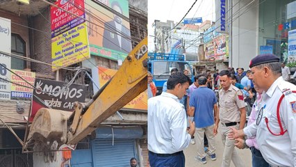 देवली इलाके में सड़क अतिक्रमण पर चला एमसीडी का बुलडोजर,स्थानीय लोग हर रोज जाम की समस्या से थे परेशान