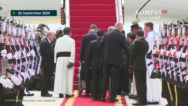 [FULL] Momen Paus Fransiskus Tinggalkan Indonesia, Naik Pesawat Garuda Bertolak ke Papua Nugini