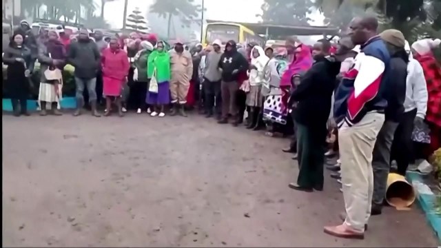 케냐 학교 기숙사 화재로 학생 17명 숨져 / YTN