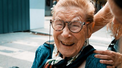 « C’est une dame très célèbre » : la « comtesse » de l’île de la Cité fête ses 100 ans