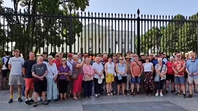 Aberhonddu & District Male Choir and Dunvant Male Choir singing the Welsh National Anthem at the White House