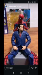 la strana pettinatura